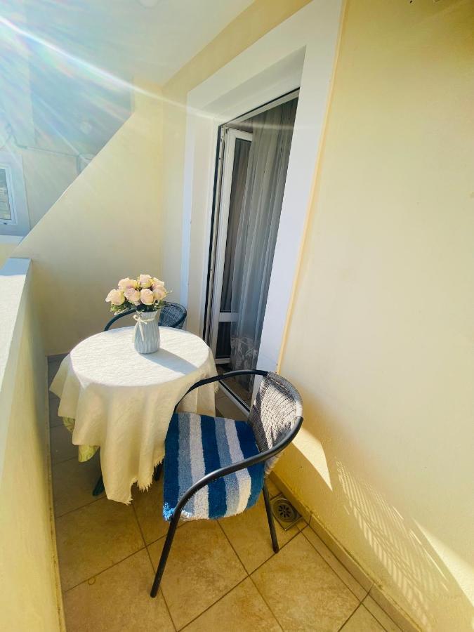 Miomir Perazic Apartments Petrovac Kültér fotó
