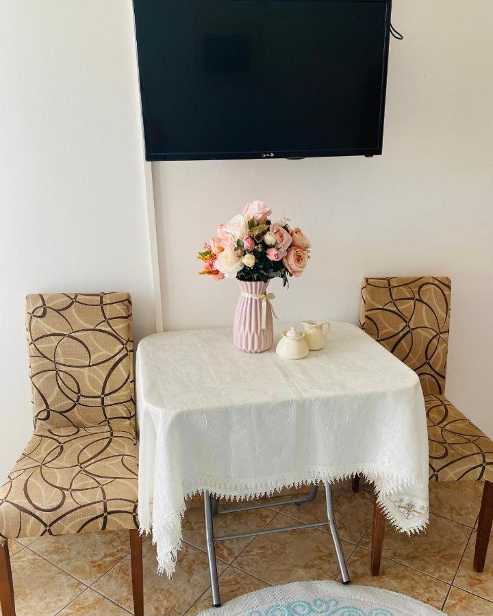 Miomir Perazic Apartments Petrovac Kültér fotó