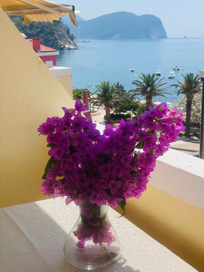 Miomir Perazic Apartments Petrovac Kültér fotó