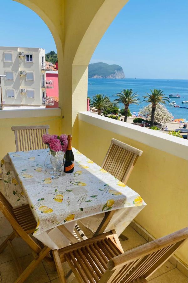 Miomir Perazic Apartments Petrovac Kültér fotó